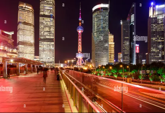 上海宝格丽酒店IL BAR：一杯意式开胃酒，喝出魔都顶奢夜色